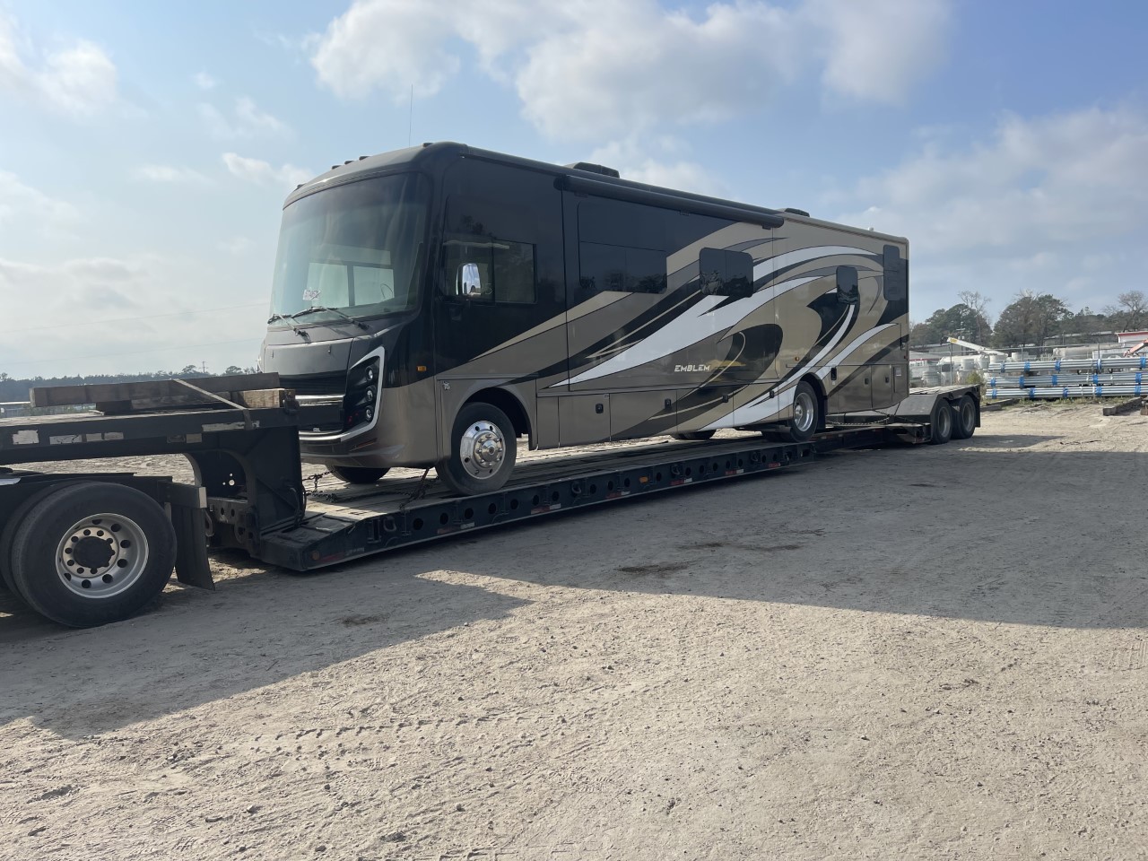 RV moving and transportation services