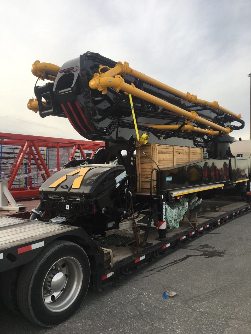 crane machinery rigging and dimantling oversized freight